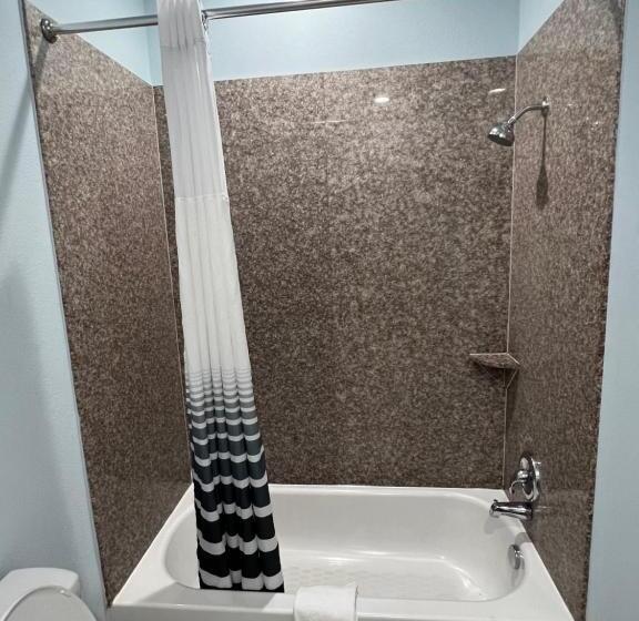 חדר סטנדרט עם מיטת קינג, Americas Best Value Inn Sulphur