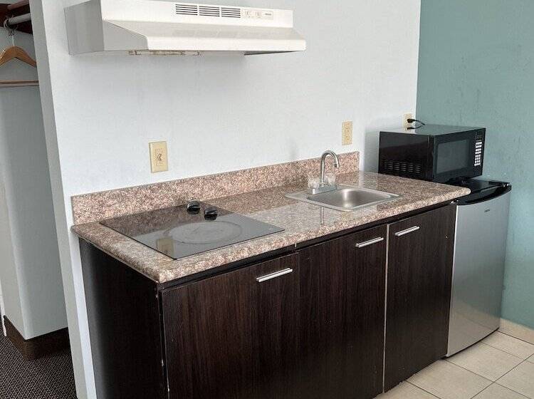 חדר סטנדרט שתי מיטות זוגיות, Americas Best Value Inn Sulphur