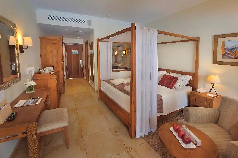 اتاق استاندارد سه نفره, Isla Canela Golf Hotel Boutique