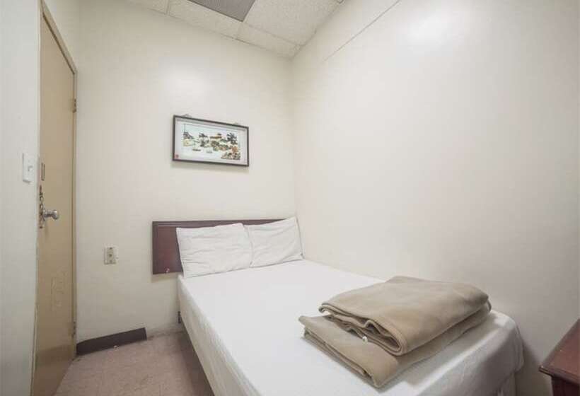 اتاق استاندارد با سرویس بهداشتی مشترک, Bowery Grand