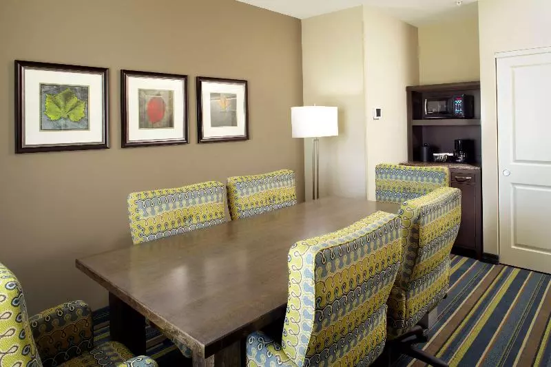 キングサイズベッドのスイートルーム, Hilton Garden Inn Texarkana