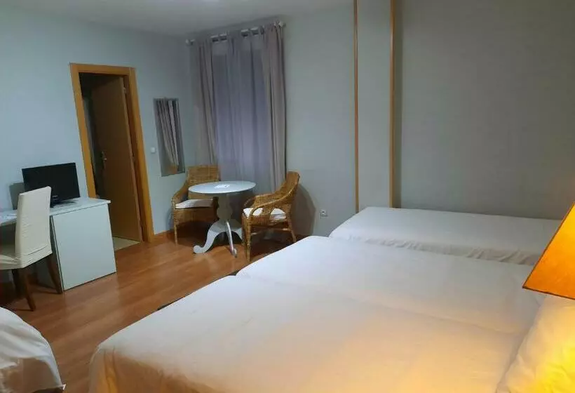 スタンダード４人部屋, Santana Hotel Restaurante