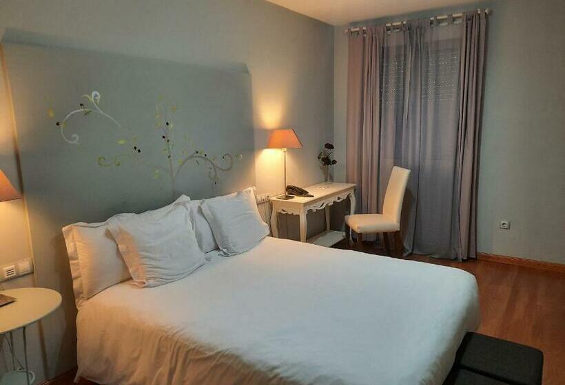 اتاق استاندارد, Santana Hotel Restaurante