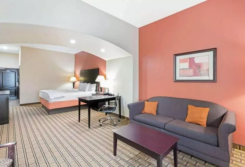 キングサイズベッドのエクゼクティブルーム, La Quinta By Wyndham Mcalester