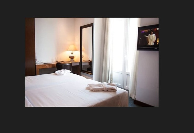 اتاق راحتی, Lisboa Carmo