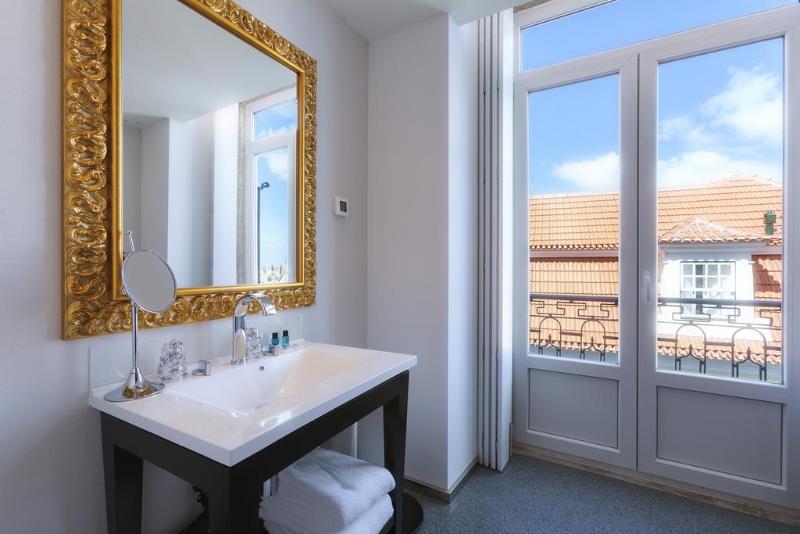 اتاق لوکس, Lisboa Carmo