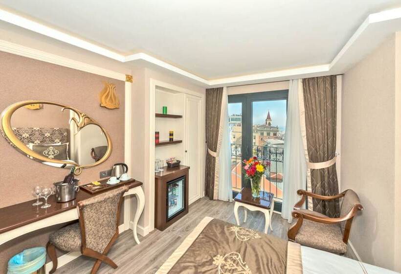 스탠다드 룸, The Pera Hill