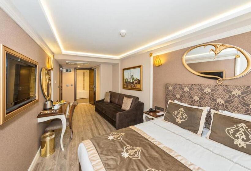 패밀리 연결 룸, The Pera Hill