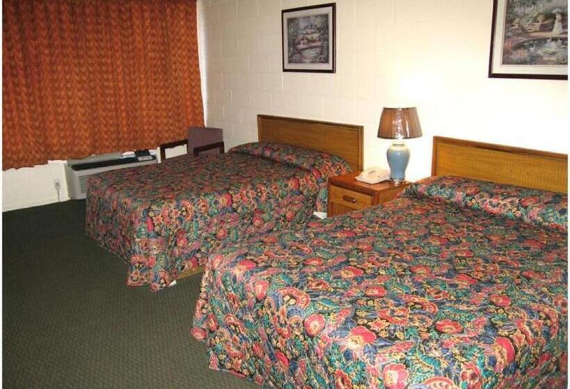 Номер Стандарт 2 Двуспальные Кровати, Royal Inn Linden