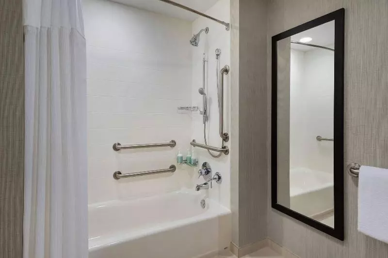 キングサイズベッドのスイートルーム, Residence Inn By Marriott Fairfax City