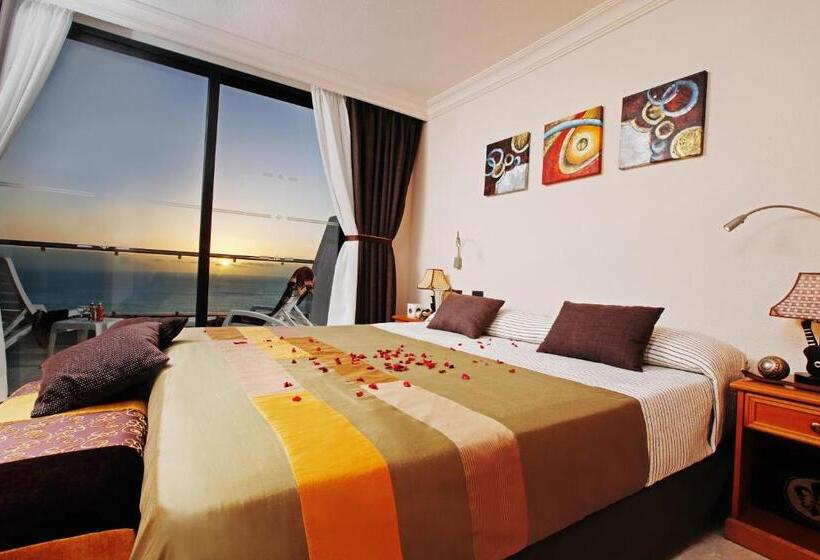 海の見える2ベッドルームアパートメント, Royal Sun Resort