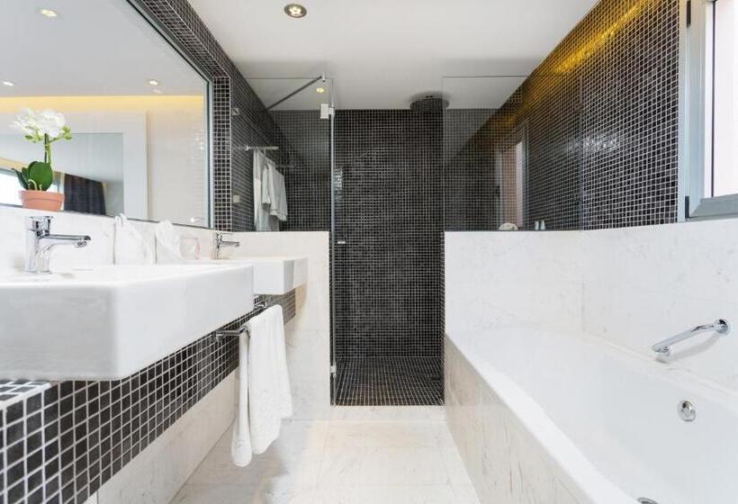 Апартаменты Deluxe 3 Спальни Вид на Море, Royal Sun Resort