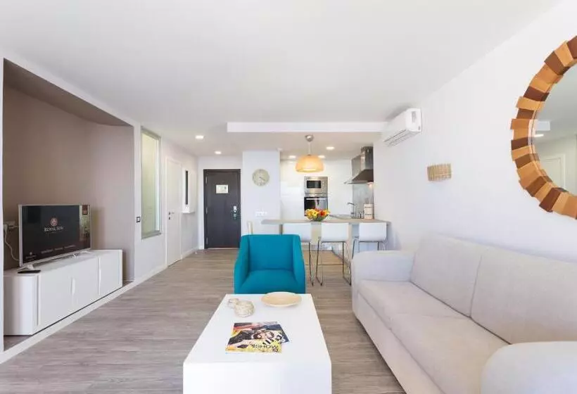 1 Bedroom Deluxe Apartment Sea View, Royal Sun Resort