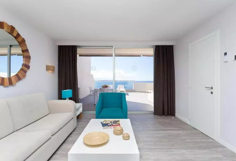 1 Bedroom Deluxe Apartment Sea View, Royal Sun Resort