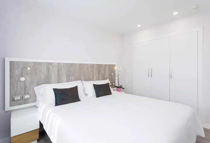 1 Bedroom Deluxe Apartment Sea View, Royal Sun Resort