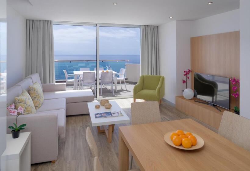 オーシャンビューの2ベッドルームデラックスアパート, Royal Sun Resort