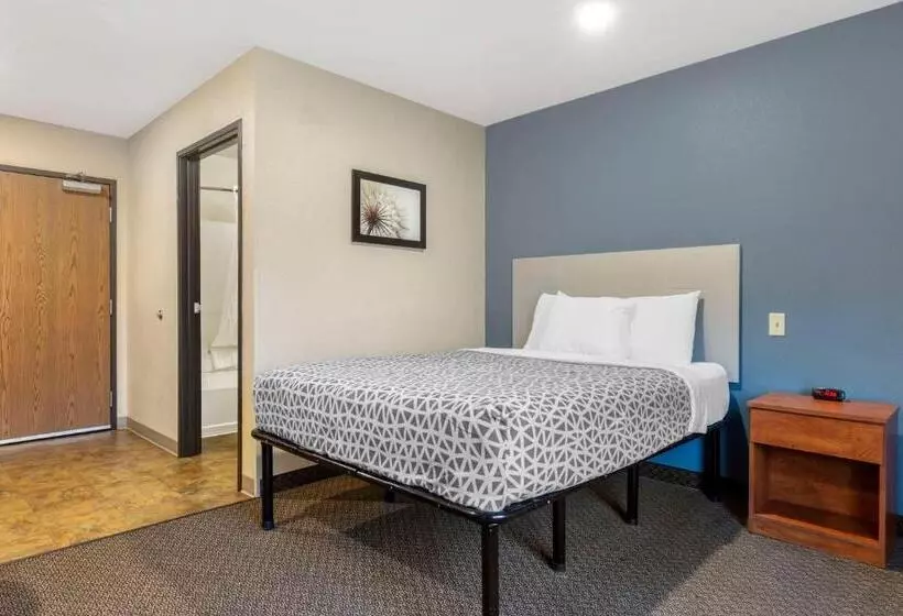 スタンダードルーム, Woodspring Suites Raleigh Garner