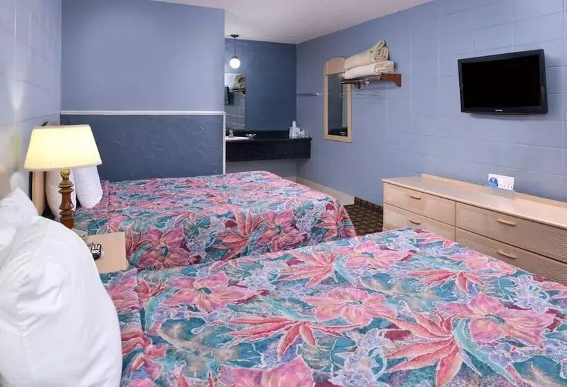 ２ダブルベッドのスタンダードルーム, Americas Best Value Inn & Suites Branson   Near The Strip