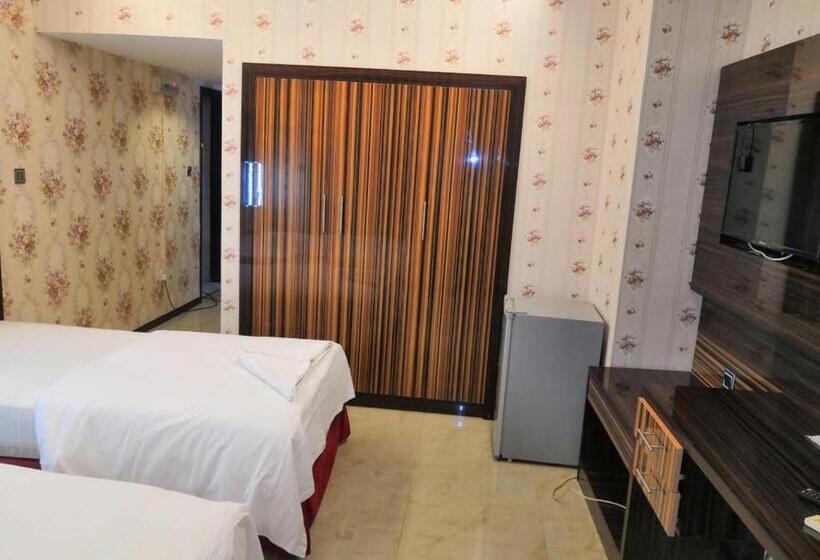 家庭间, Burj Nahar Hotel L.l.c