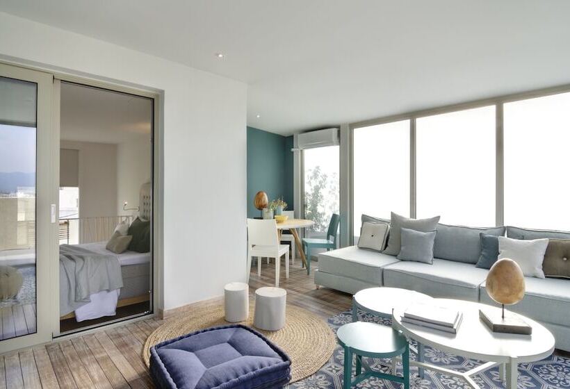 스위트, Coco Mat Hotel Nafsika