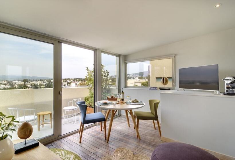 스위트, Coco Mat Hotel Nafsika