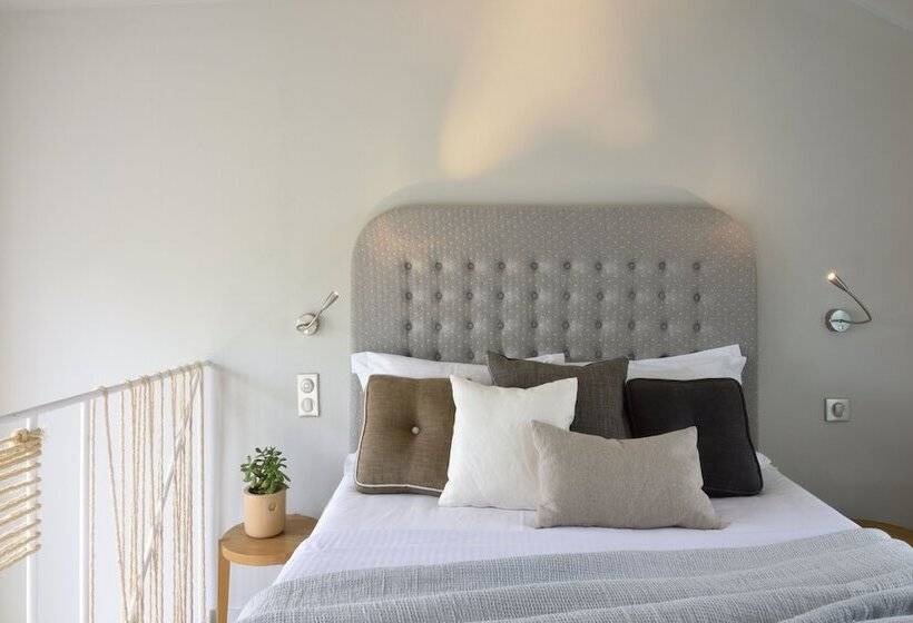 스위트, Coco Mat Hotel Nafsika