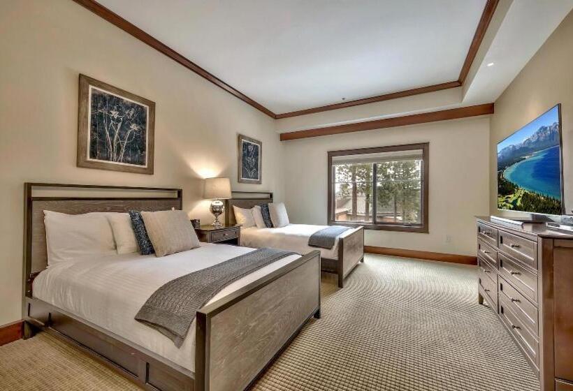 شقة غرفتين, Constellation Residences