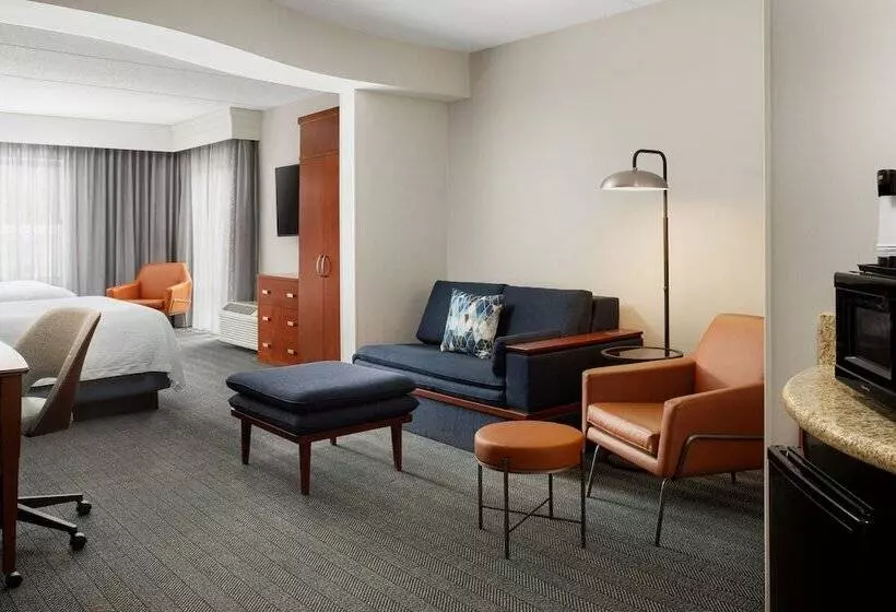 スイート, Courtyard By Marriott Boone