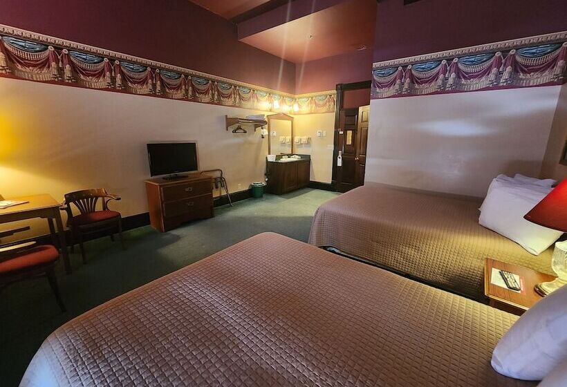 غرفه قياسيه سريرين مزدوجين, Historic Iron Horse Inn   Deadwood