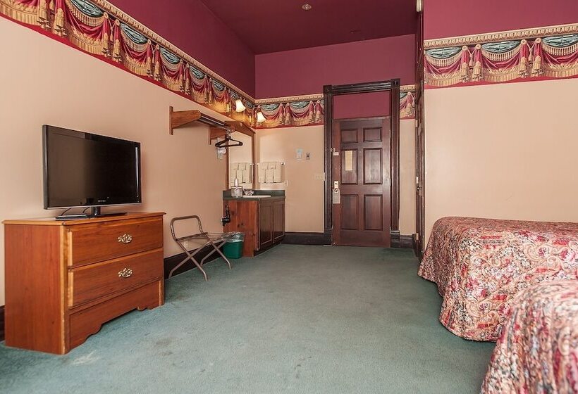 Номер Стандарт 2 Двуспальные Кровати, Historic Iron Horse Inn   Deadwood