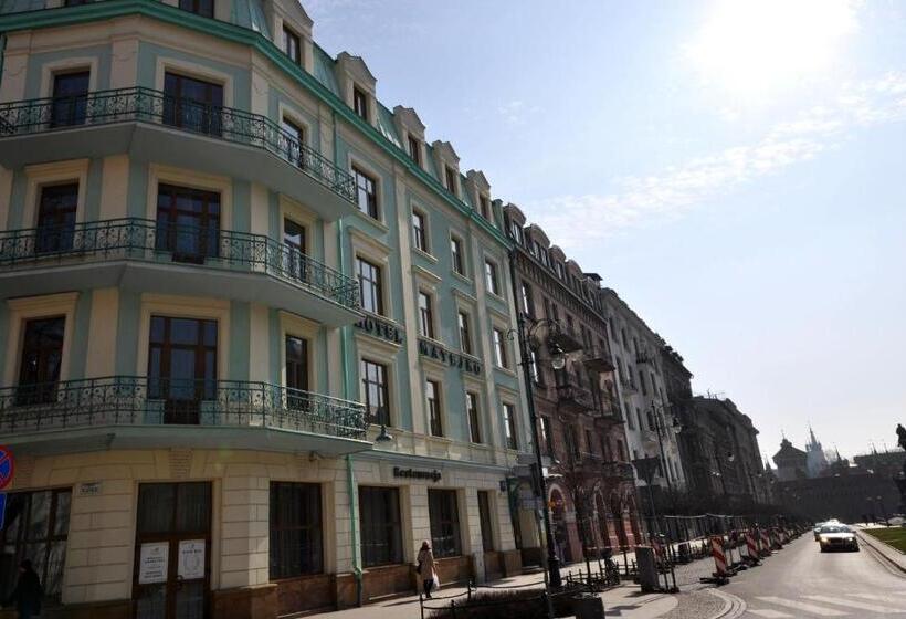 スタンダードルーム, Matejko