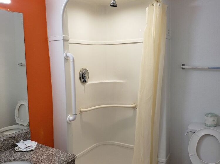 غرفه قياسيه سريرين مزدوجين, Nights Stay