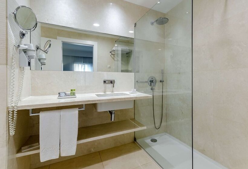 スーペリアールーム, Olissippo Saldanha