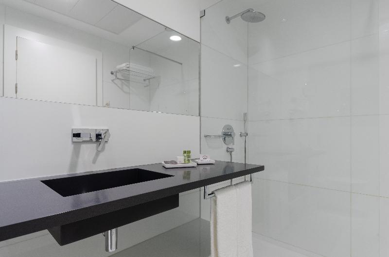 スタンダードルーム, Olissippo Saldanha