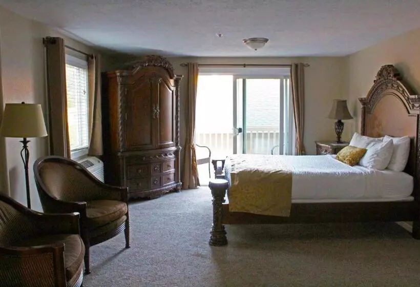 キングサイズベッドのスイートルーム, Silverton Inn & Suites