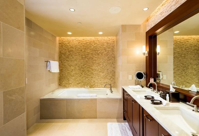 דירת שני חדרים, Solaris Residences