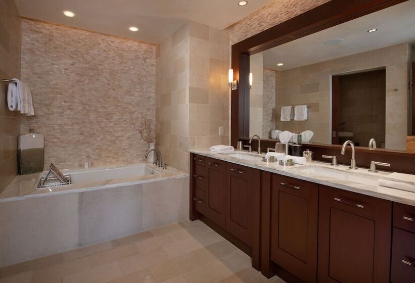 דירת פרמיום 3 חדרי שינה, Solaris Residences