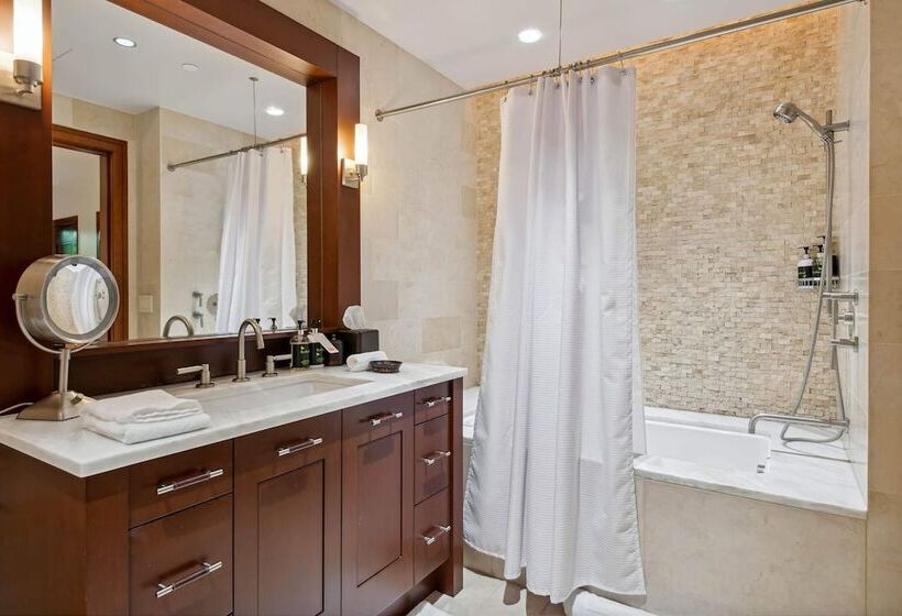 דירת חדר, Solaris Residences