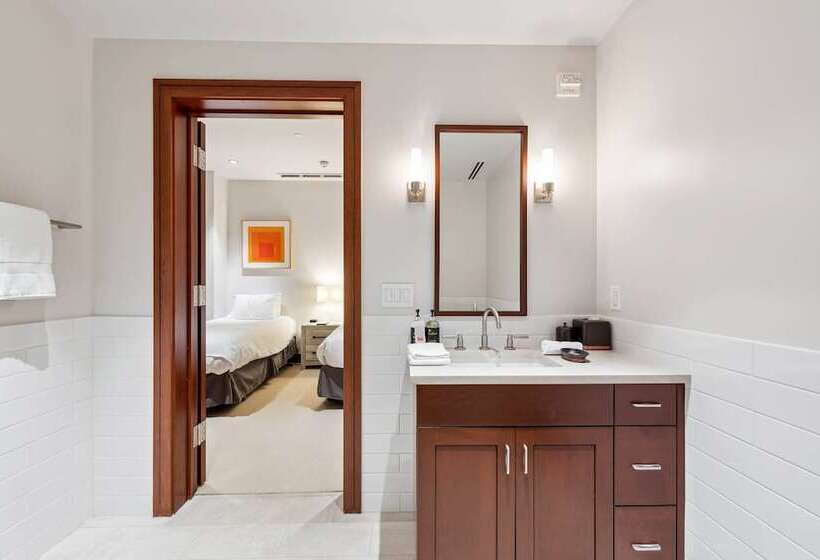 דירת חדר, Solaris Residences