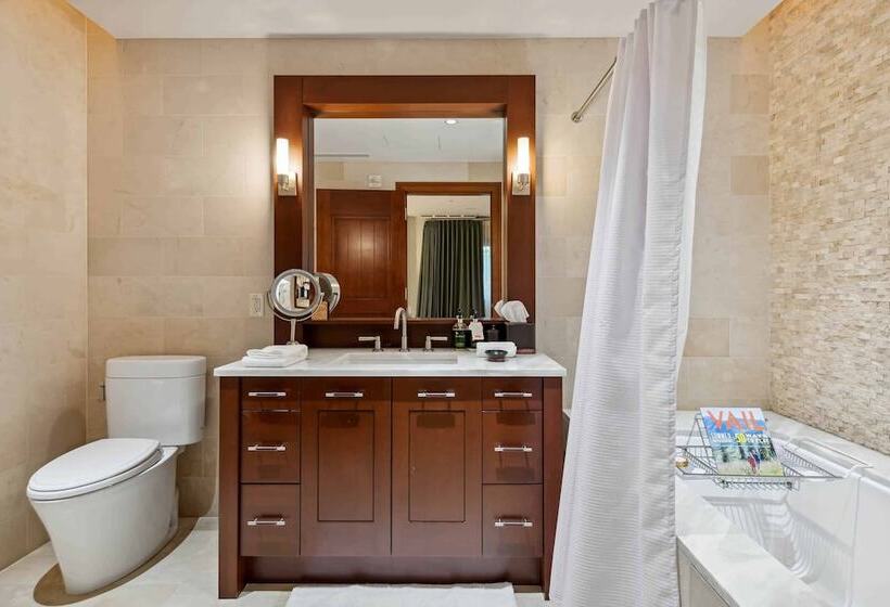 דירת חדר, Solaris Residences