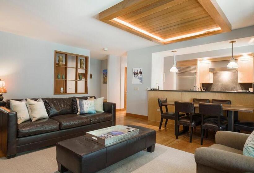 דירת שני חדרים, The Auberge Residences At Element 52