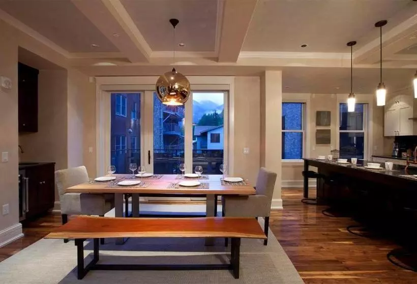３ベッドルームアパートメント, The Auberge Residences At Element 52