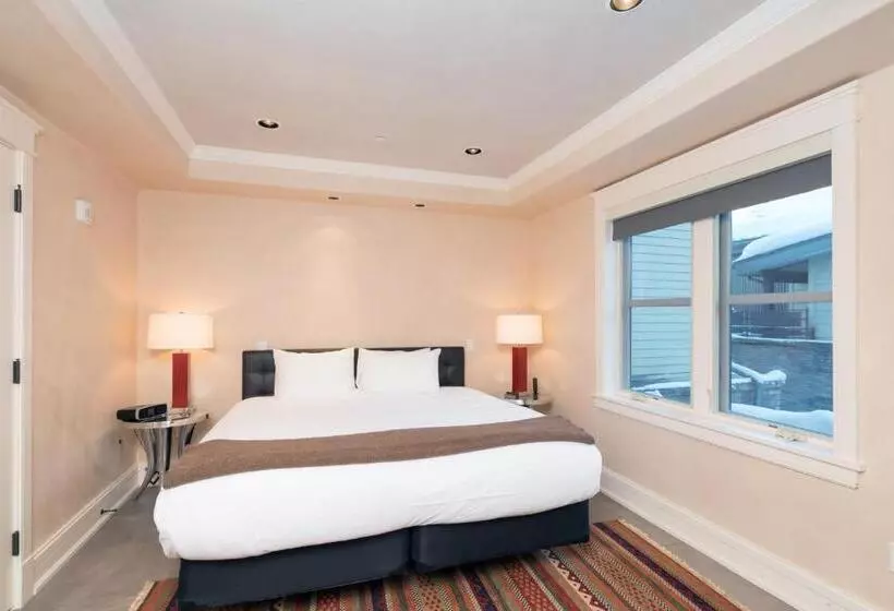 バルコニー付き１ベッドルームアパートメント, The Auberge Residences At Element 52