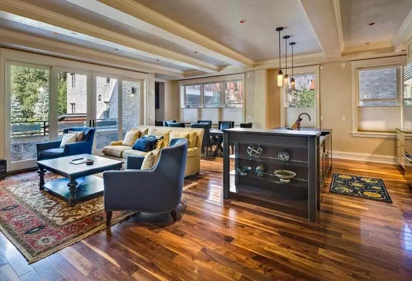 ３ベッドルームアパートメント, The Auberge Residences At Element 52