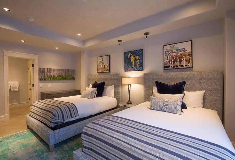 شقة غرفة واحدة, The Auberge Residences At Element 52