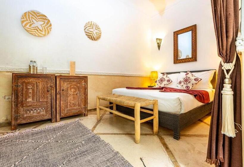 Quarto superior, Riad L'orange Bleue