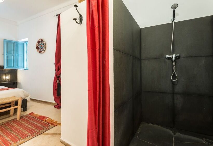 Quarto superior, Riad L'orange Bleue