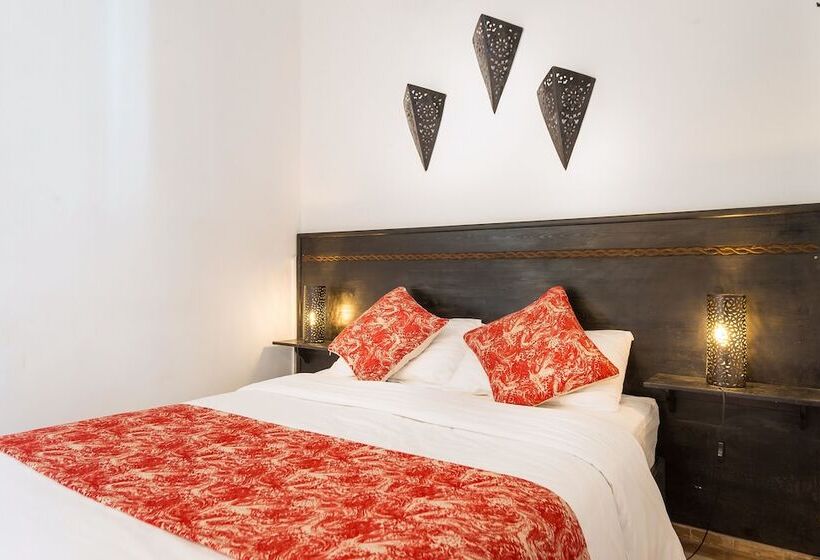 Quarto superior, Riad L'orange Bleue