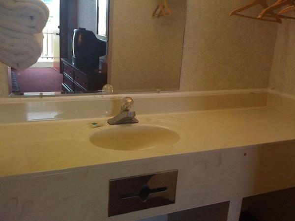 Стандартный Номер Кровать Кинг, Welborn Motel   Hamptonville