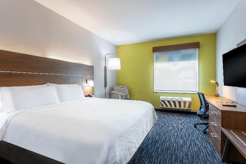 Standard-huone King-vuode, Holiday Inn Express & Suites Miramar, An Ihg